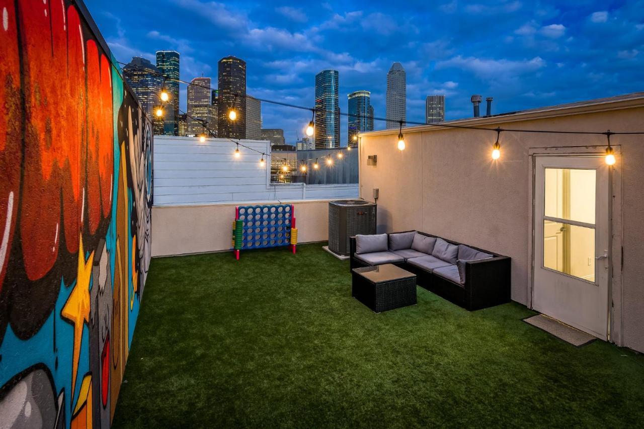 Lavish Downtown Home With Stunning Rooftop Deck Views Houston Esterno foto